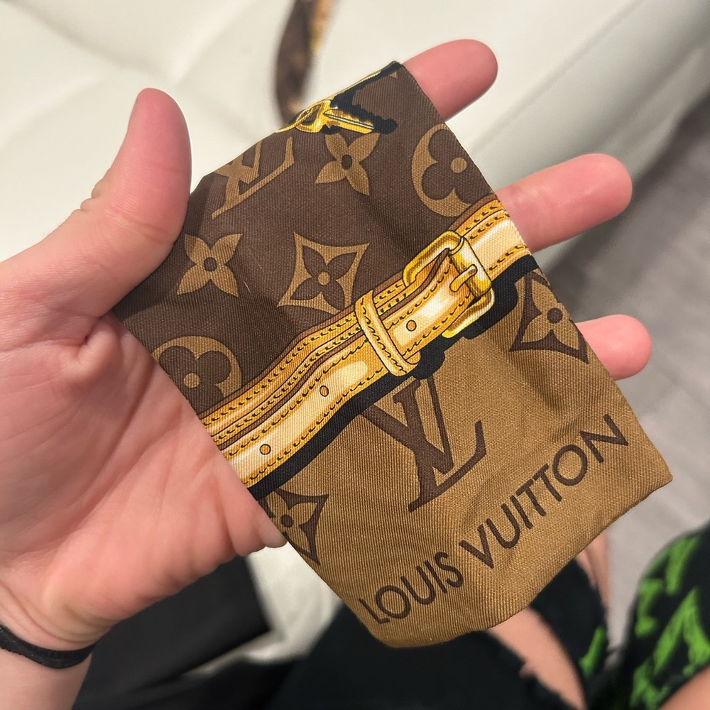 Louis Vuitton head scarf